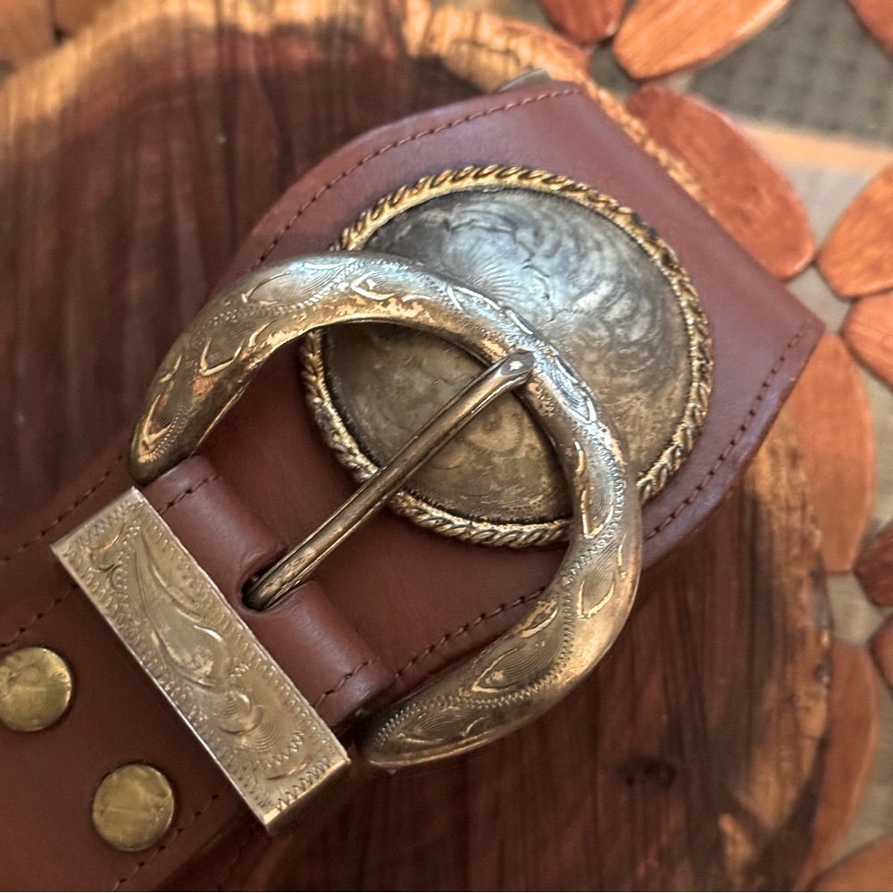 Vintage Moroccan Brown Leather Belt with Silver Large Concho Boho Accents 28.5" - Picture 11 of 16